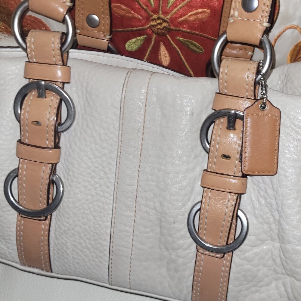 Coach* Peebled*Cream Colored* Leather Bag* Vintage